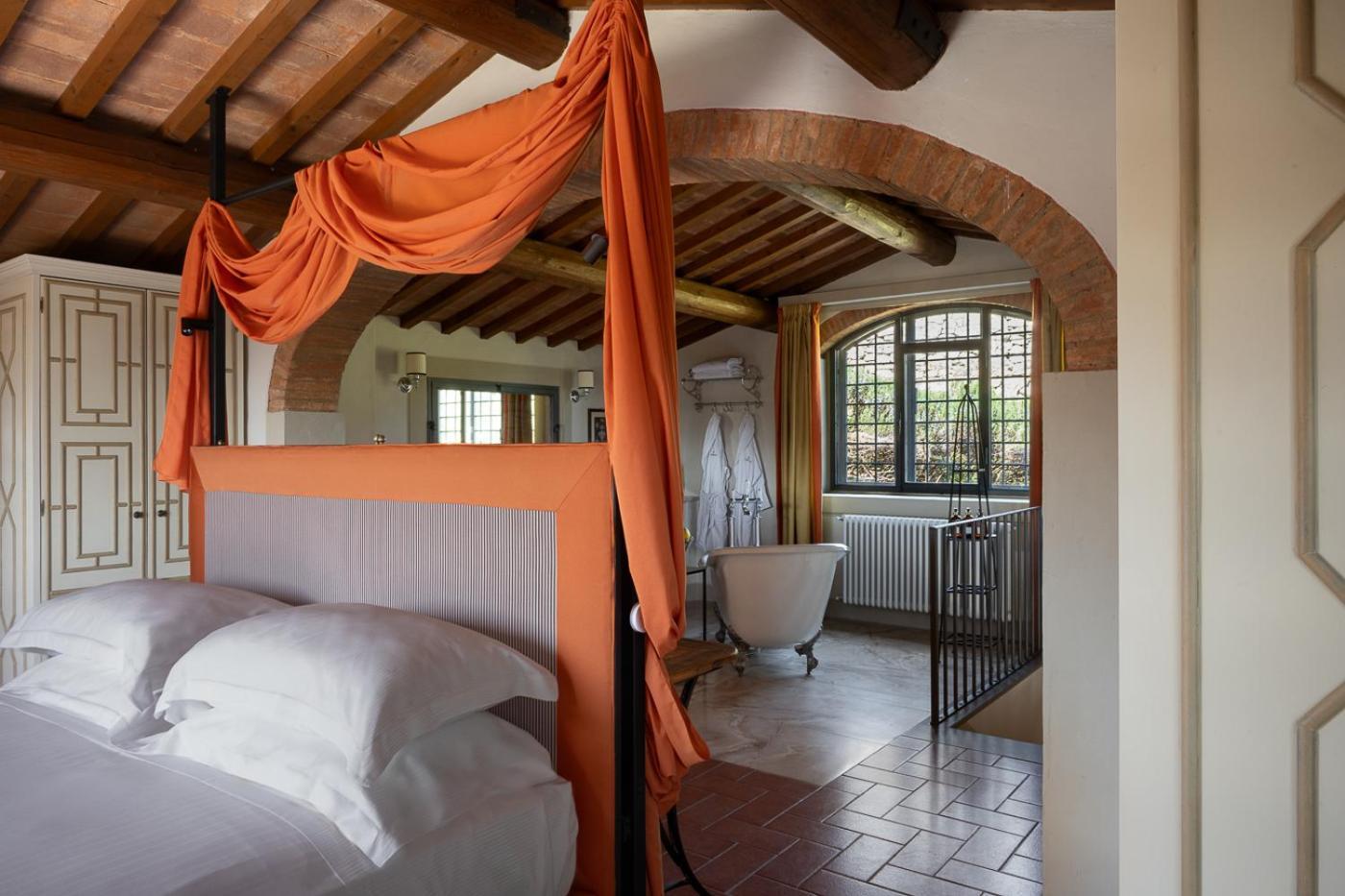Torre A Cona Wine Estate Hotel San Donato in Collina Exterior photo